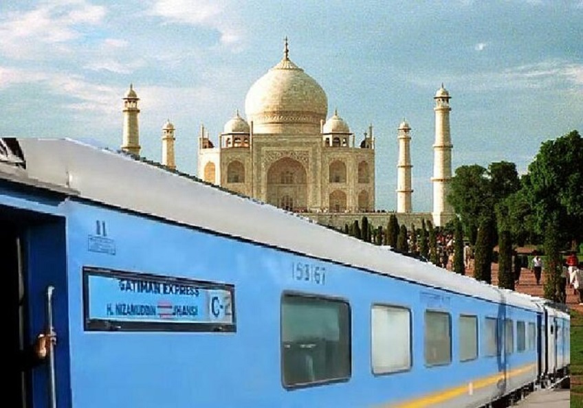 Agra Same Day Tour By Gatimaan