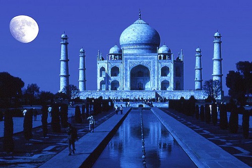 Moonlight Taj Mahal Tour From Delhi
